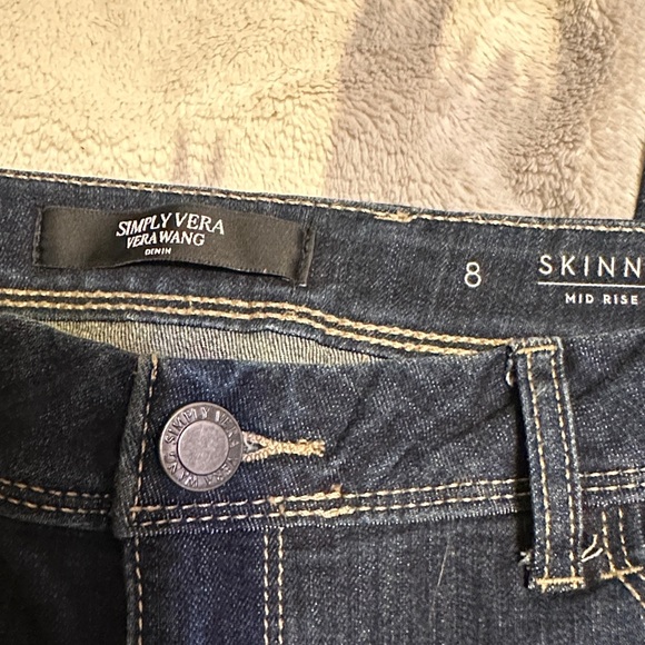 A188. Simply Vera Vera Wang Women's Skinny Jeans - Dark Blue - Picture 3 of 10